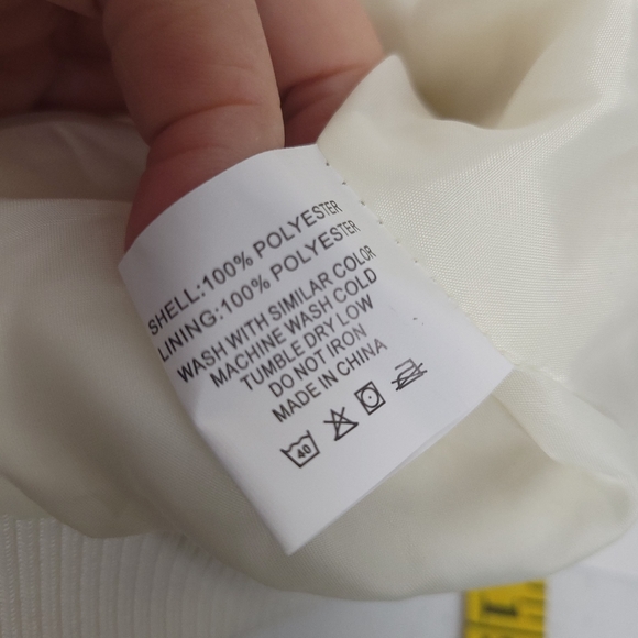 NWT Zyia Active Womens Hoodie Sherpa Vest Ivory pockets Size XS - Picture 9 of 10